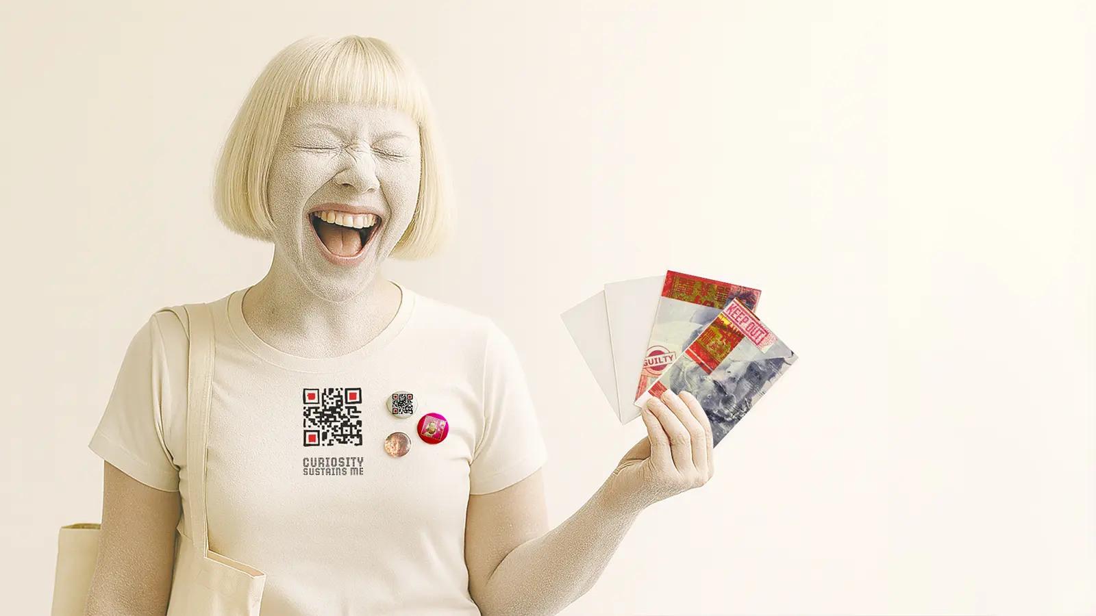 No more boring gifts when you give art: by Dutch Multidisciplinary Artist & Storyteller Annemarieke van Peppen.